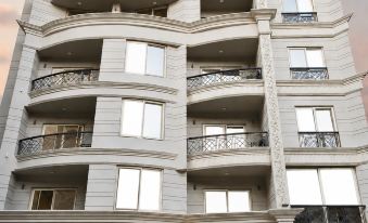 Parkside Boutique Serviced Apartments - Housity