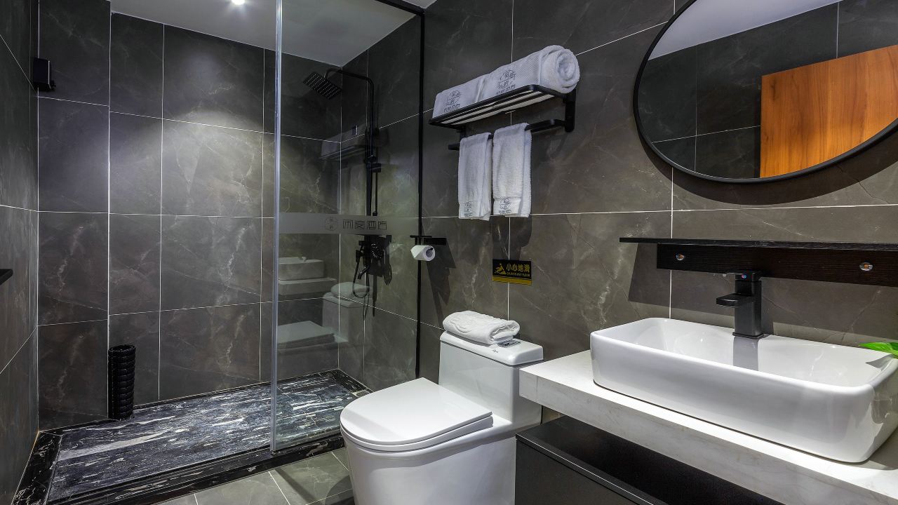 雅致大床房+静谧舒适+minibar