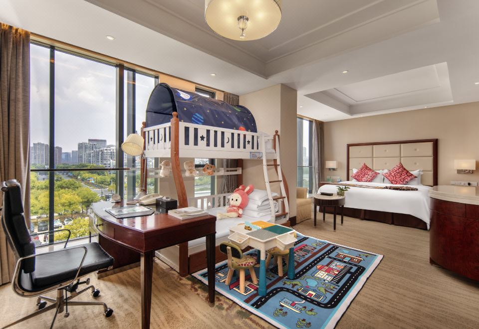 家庭亲子房（欢乐上下铺）