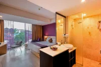 Grand Edge Hotel Semarang Ξενοδοχεία στην πόλη 