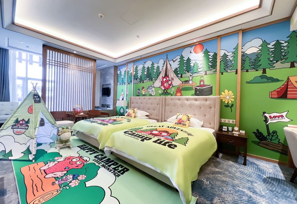 Baihualin Hot Spring Valley HotelLittle Monster Ameng Family Room With Two Double Beds