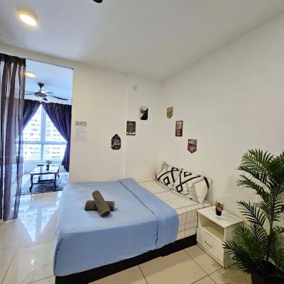 Suite Keluarga Standard 1 Kupon Mansion One by Sky Hive