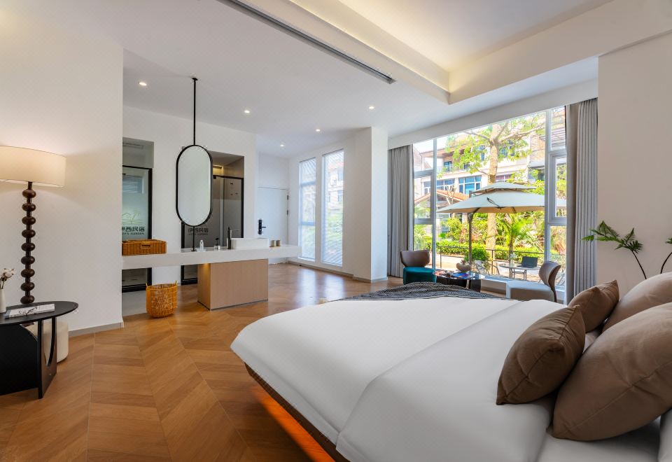 101晴川大床房（私家花園+巨幕投影）