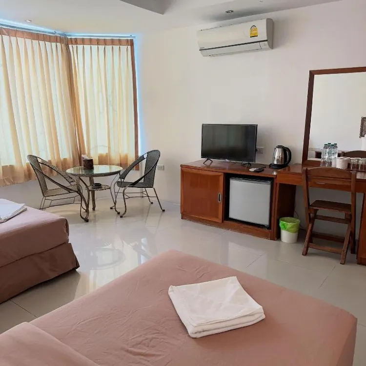 ห้องดีลักซ์ เตียงแฝด