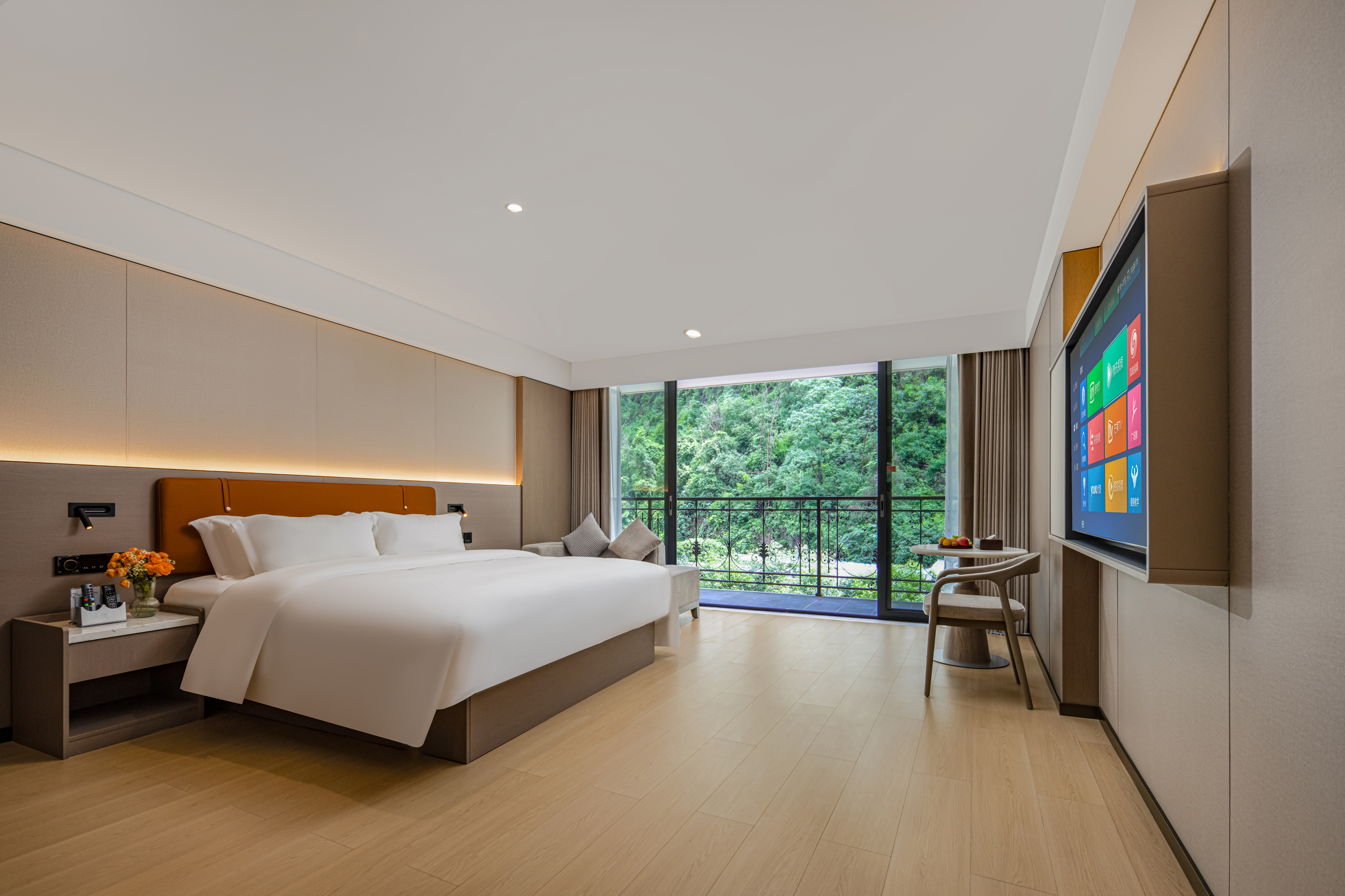 山景阳台套房（一房一厅+智能客控+落地窗）