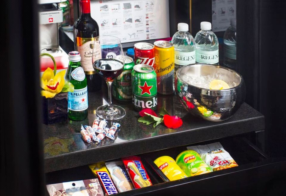 Regent Shanghai PudongCity View Family Connection