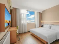 Neo·Laizhu Cinema·View Light Stay (Luojiang University Town Branch) Hotels in Deyang