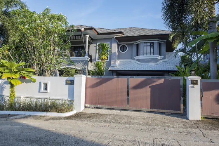 วิลล่าสระว่ายน้ำส่วนตัว 3 ห้องนอน