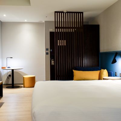 Jupiter Deluxe Double Room (Sut Deluxe) In Sky Hotel Promo Code