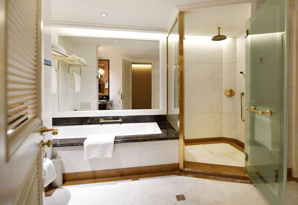 豪華商務大床房