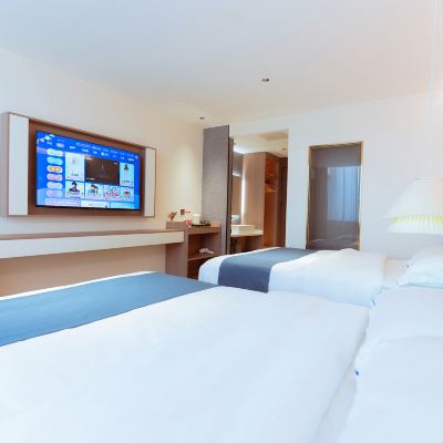 商務雙床房（65寸電視+手機投屏） 憶洲飯店（廈門機場SM城市廣場店）優惠