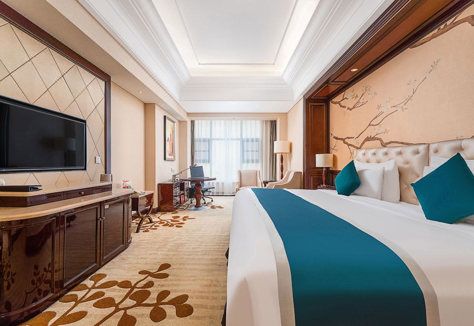 荷里活·特大大床房「超寬舒睡空間+定制床墊+品質床品」