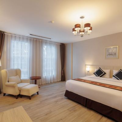 Deluxe Double Room Le Cannes Hotel Promo Code