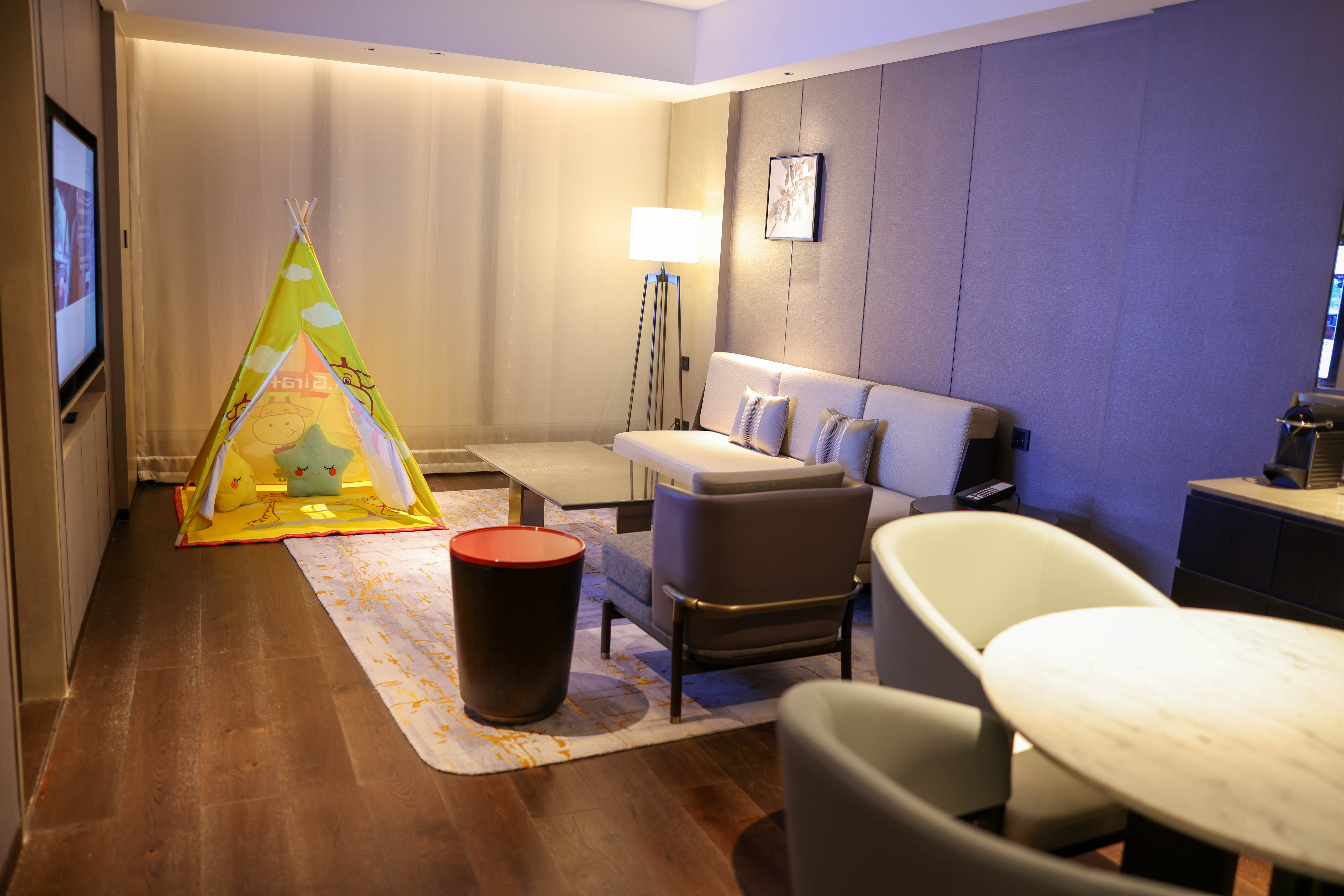 亲子嘉宾轩高级套房（大床）