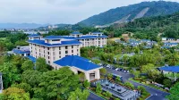 Qingyuan Fogang ShamPoola Squirrel Hotel