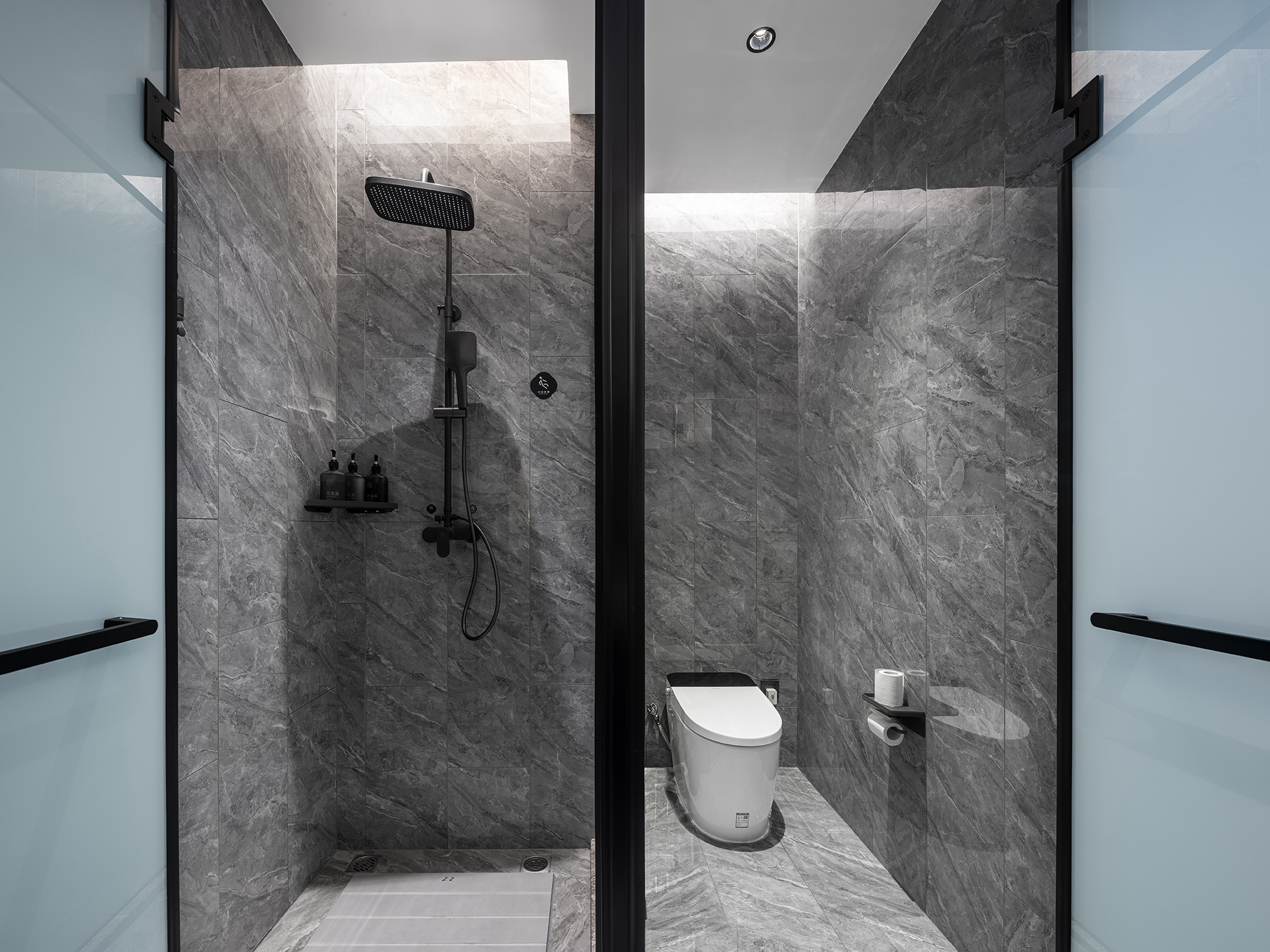 Elegant Smart Room (Double Bed)