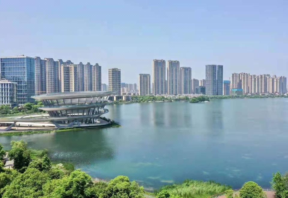 The Meixi Lake, Changsha Marriott Executive Apartments1 Bedroom Apartment, Lake View