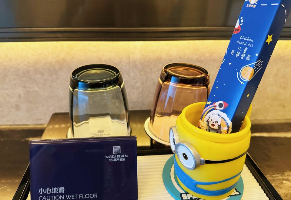 MOMO亲子主题大床房（乾湿分离浴室+浴缸+小童用品）