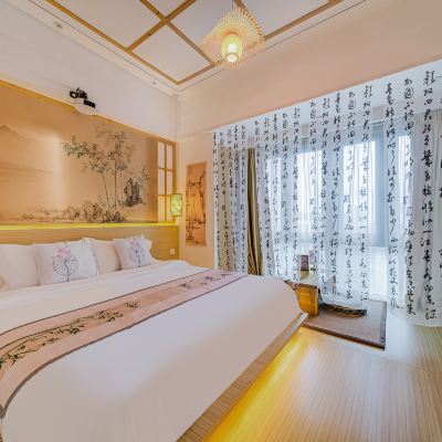 情侶海岸｜詩意大床房「高清投影+洗衣機+保鮮冰箱」城景 朵爾曼酒店（優特滙店）優惠