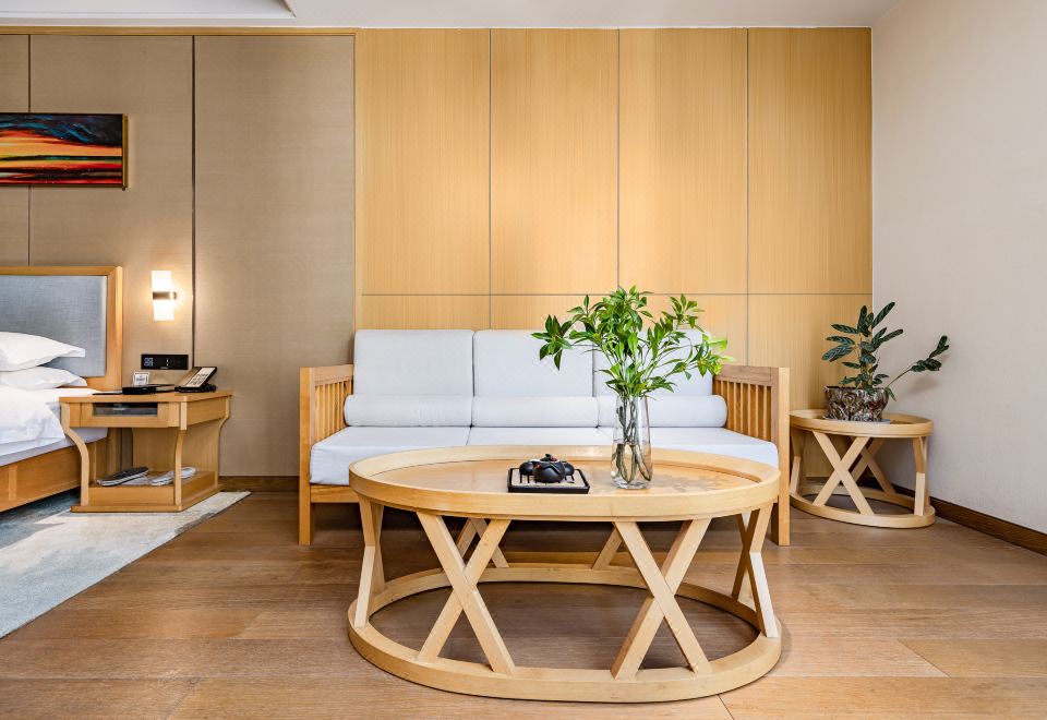 Wanhua Boutique Business Hotel (Tongde Plaza Branch, Kunming Baiyun Road Metro Station)Executive Deluxe Double Bed Room