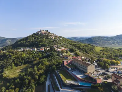 Winery & Design hotel ROXANICH Hotels in 