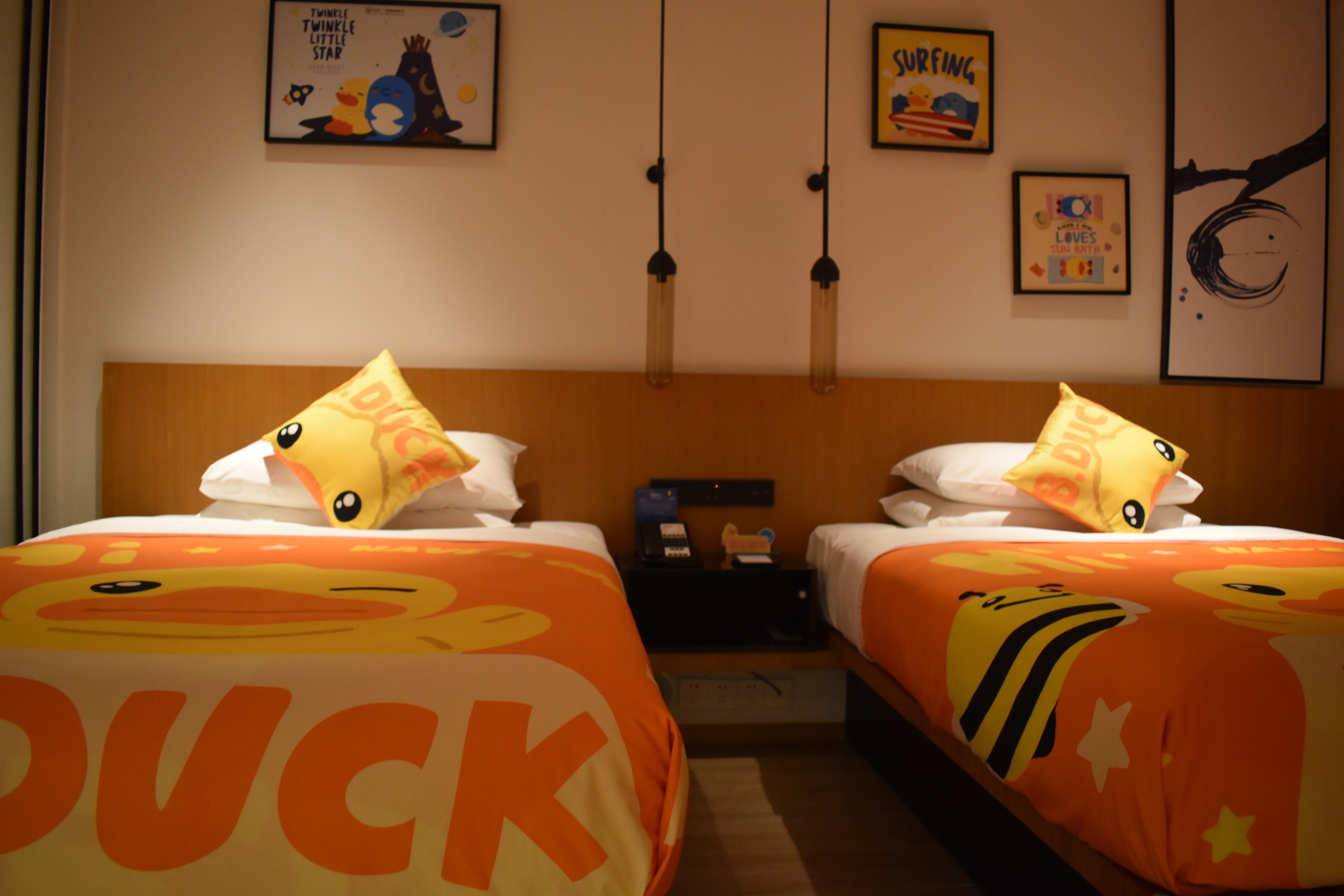 B.DUCK小黃鴨親子主題房（Simmons品牌床墊+科勒衞浴）