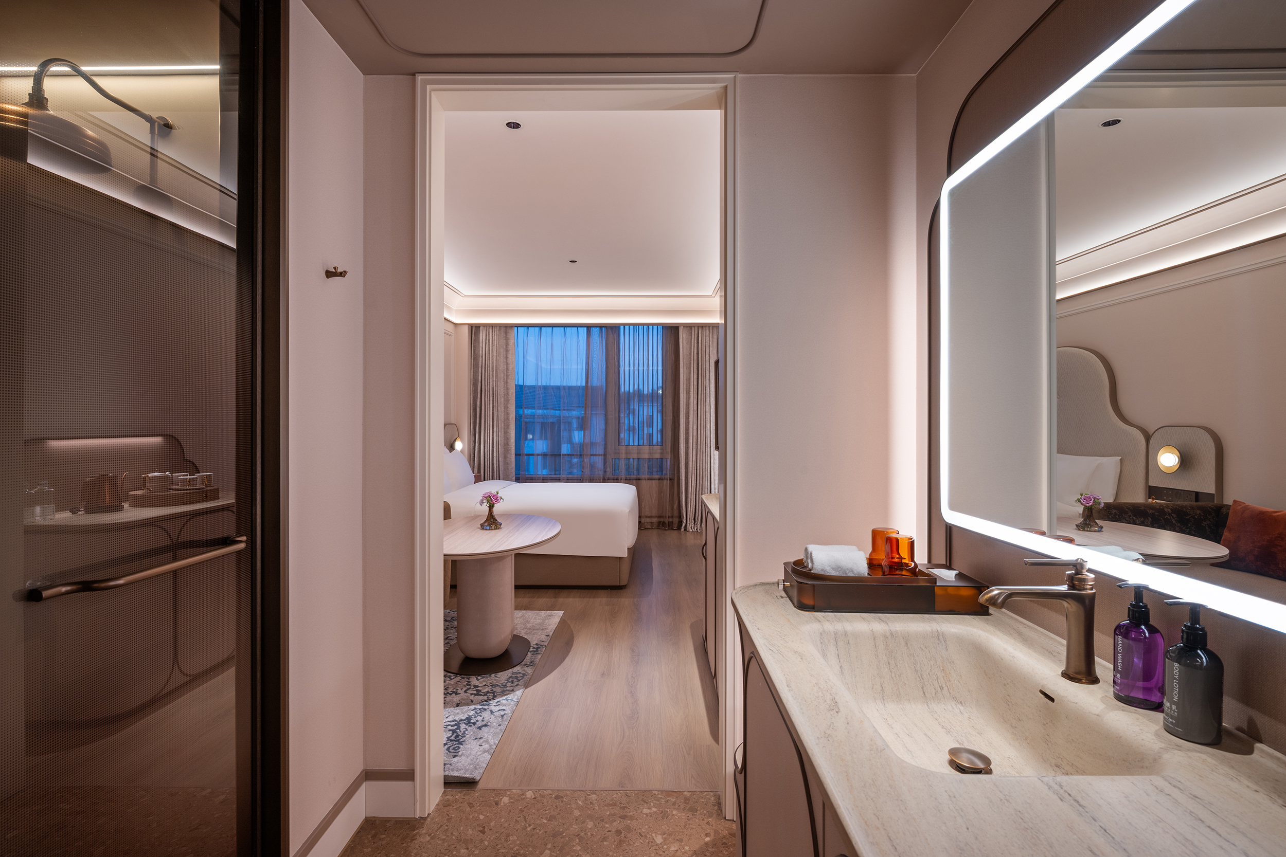 Mercure Hangzhou West Lake YuquanDeluxe Queen Room