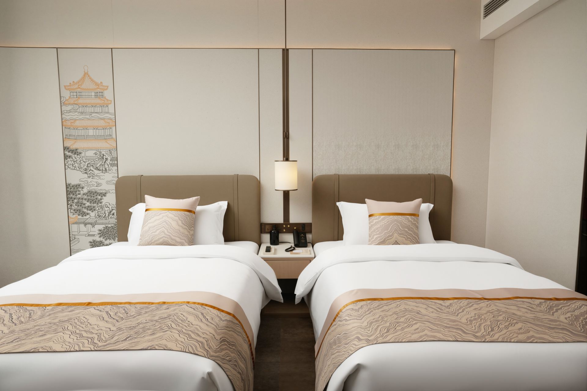 Elegant 2-bed Room