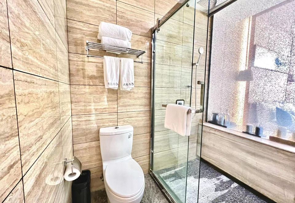 Shangquan Lishe (Ji'nan Daminghu Scenic Area)Lakeview Suite