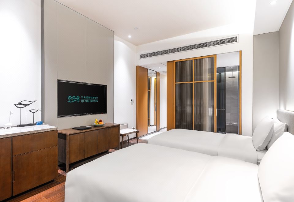Qiyue ResortDeluxe Twin Room