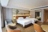 Vienna 3 Best Hotel (Huanjiang Maonan Jinjie Branch)