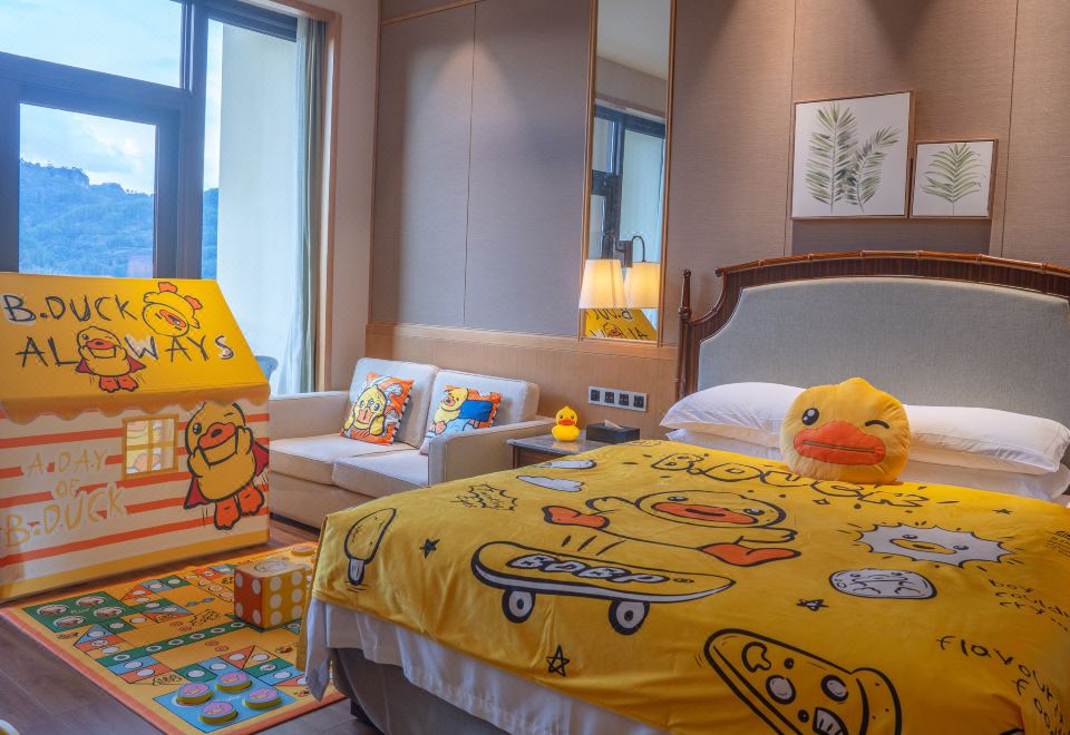 馨悦楼小黄鸭亲子房（新楼）