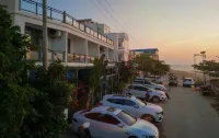 Sea Say Hotel