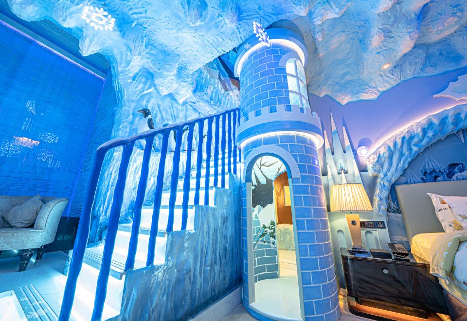 Zhaolin Grand Hotel BeijingIce And Snow Fantasy Duplex Suite