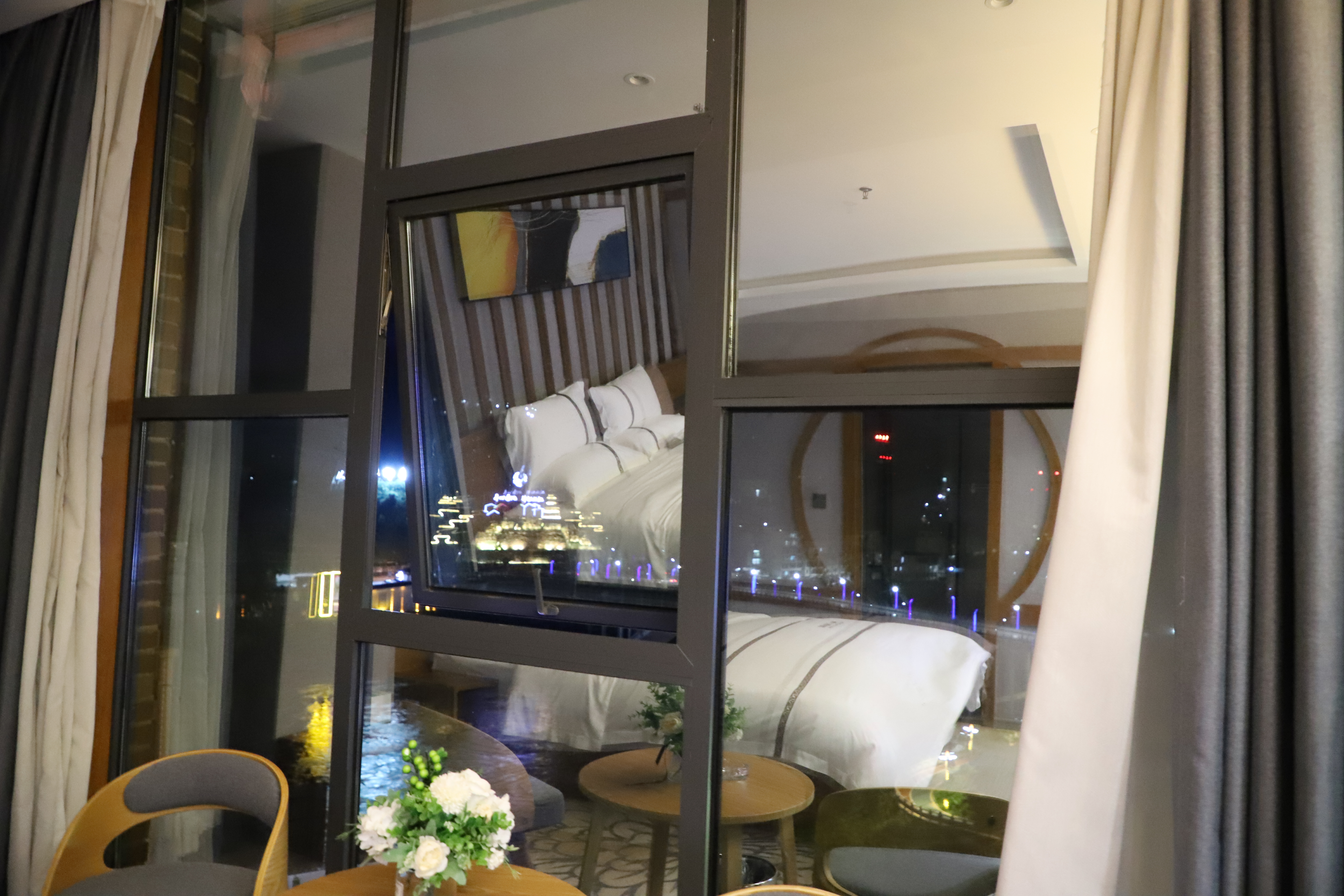 江景瑶隐双人间