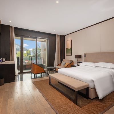 露台大床房 寧波東錢湖華茂希爾頓酒店優惠