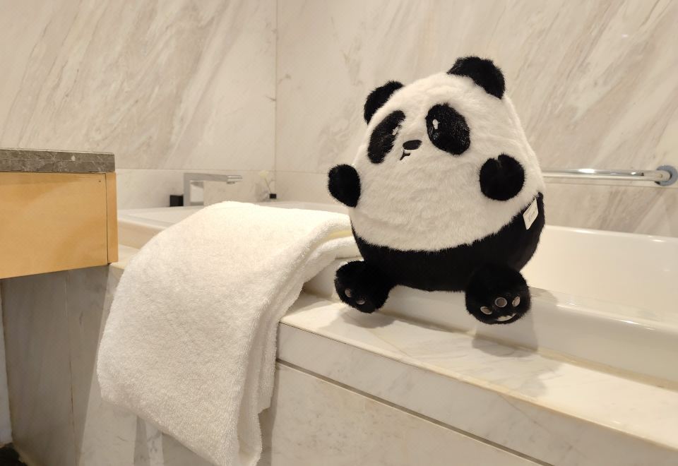 Lia! Beijing HotelPanda Family Friendly Themed Room