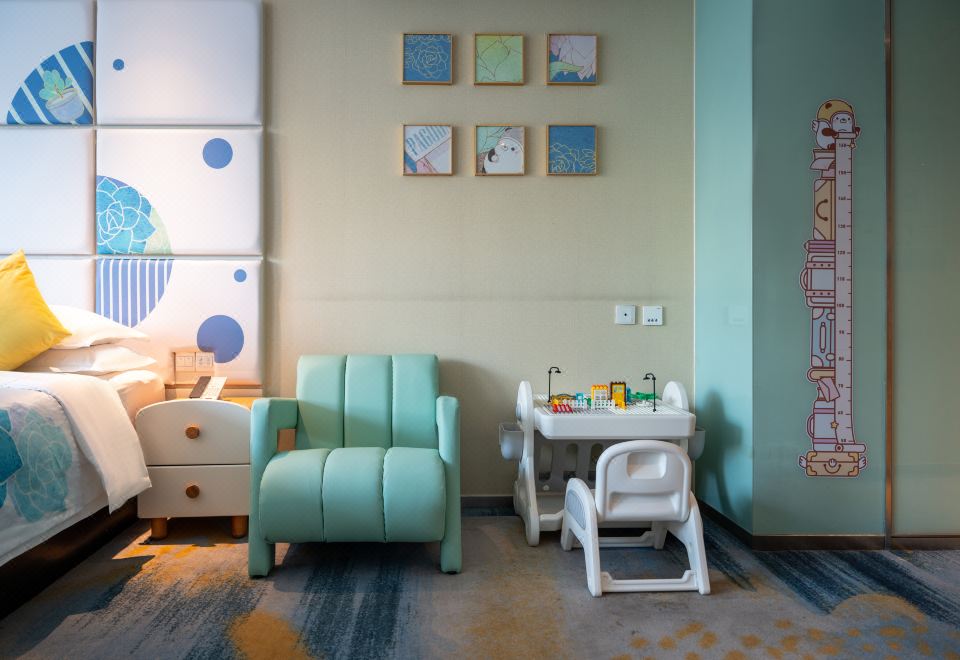 旅小熊亲子主题三人房