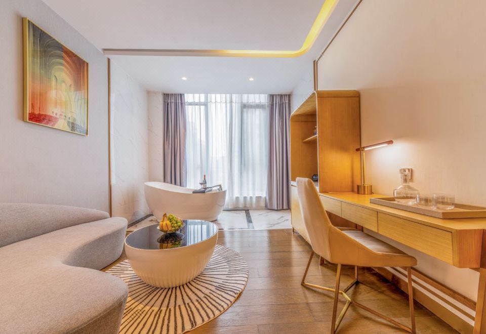 Leisurely·豪华大床房「智能客控+minibar+浴缸泡澡」