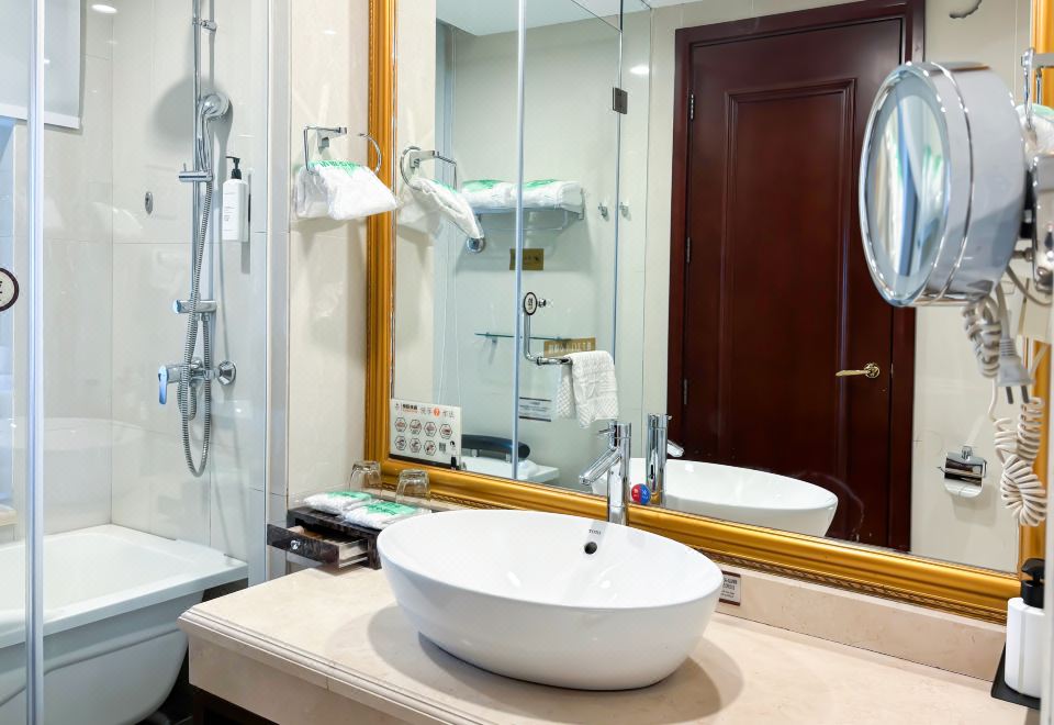 驿站房（降噪耳塞+单枕）