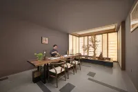 Dongfang Jinchen Hotel