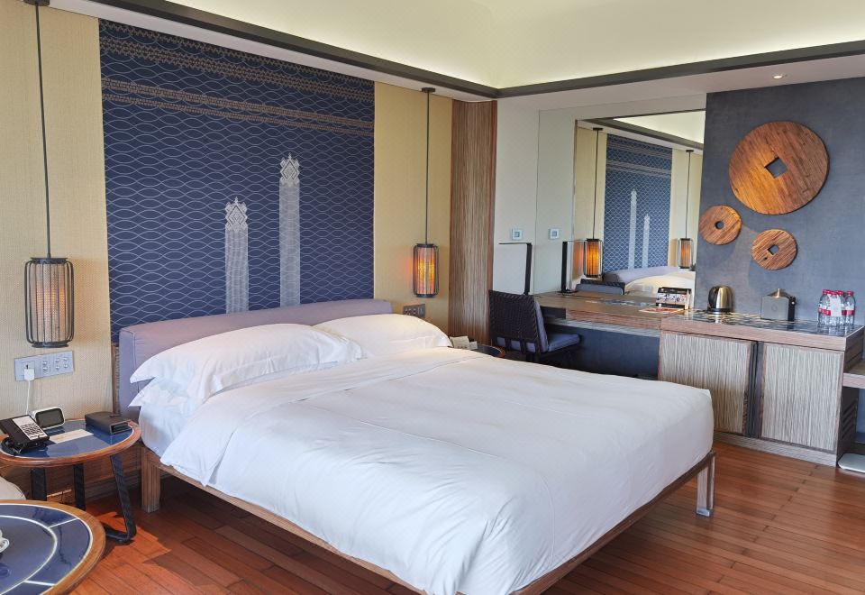 豪華大床房 （海景+高樓層）