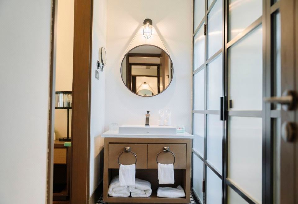 Hangzhou SENBO Nature Park and ResortDuplex Family Two-Bedroom Guandan Room