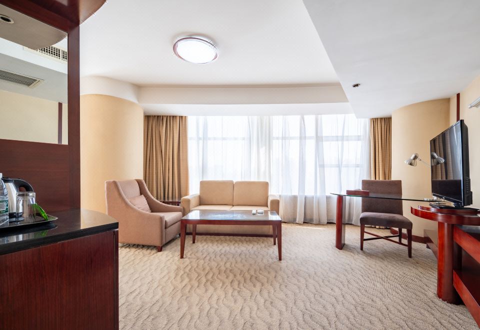 Exclusive Holiday Suite