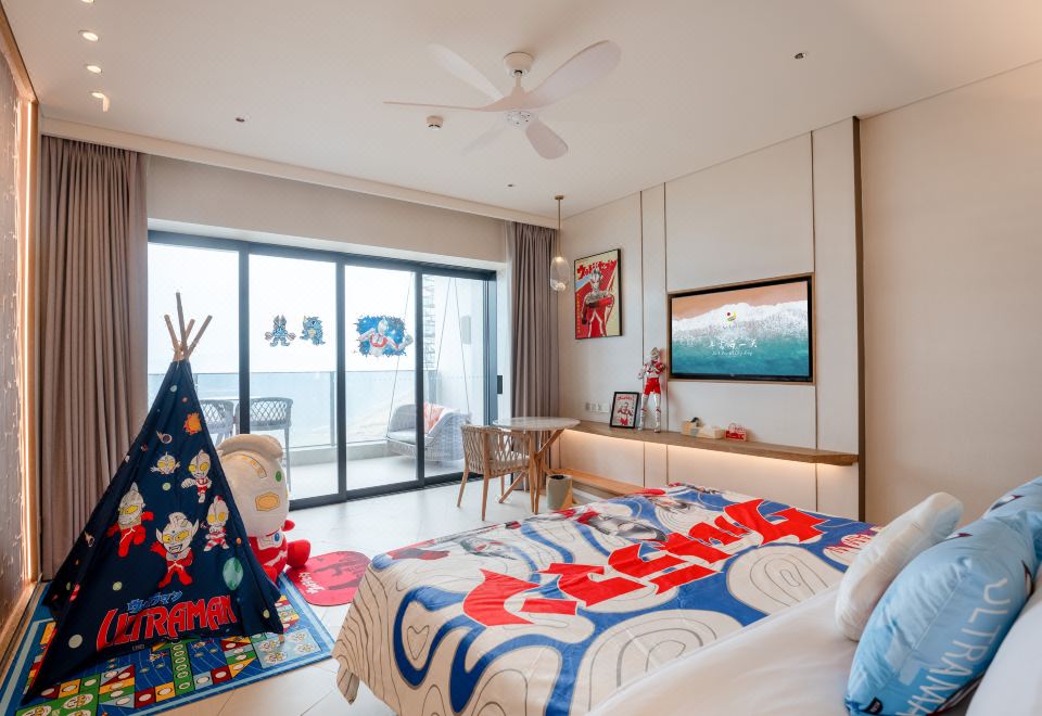 奧特曼主題正海景大床房