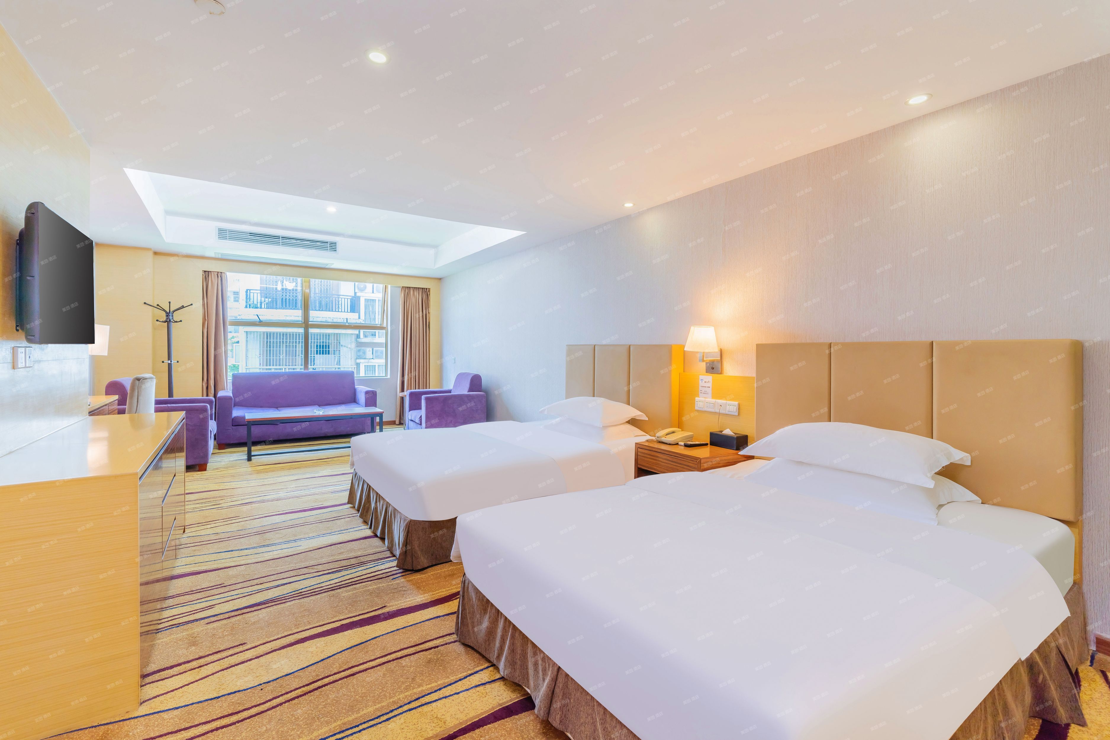 紫悦豪华双人房（城市景观+大空间）