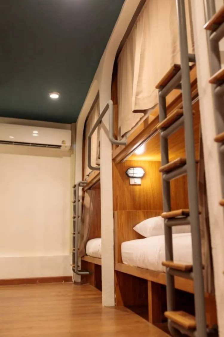 Room C - Lower Bed In Mixed Dorm 4 Beds