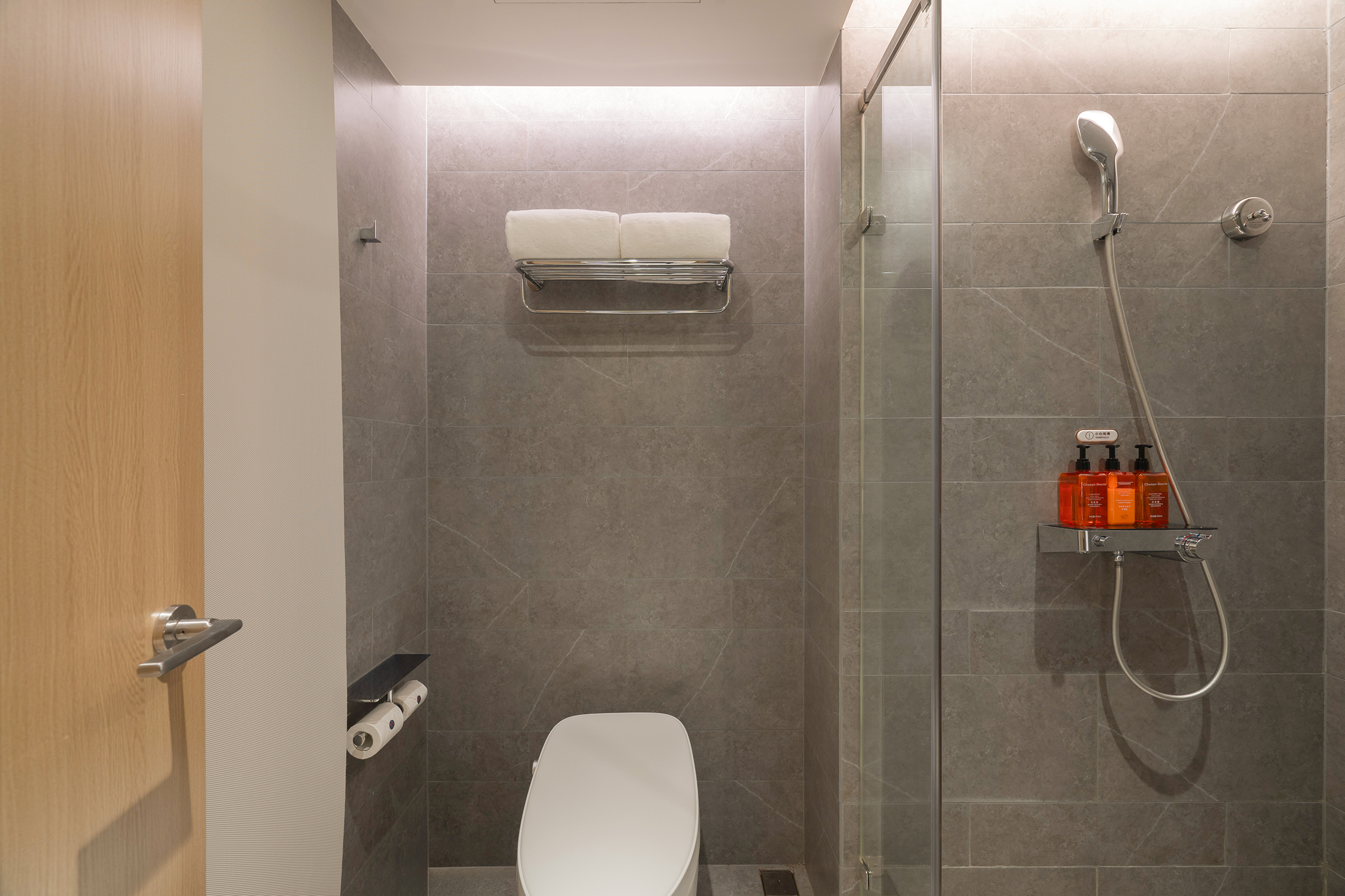 行政大床房（65寸投屏电视+全屋智能客控）