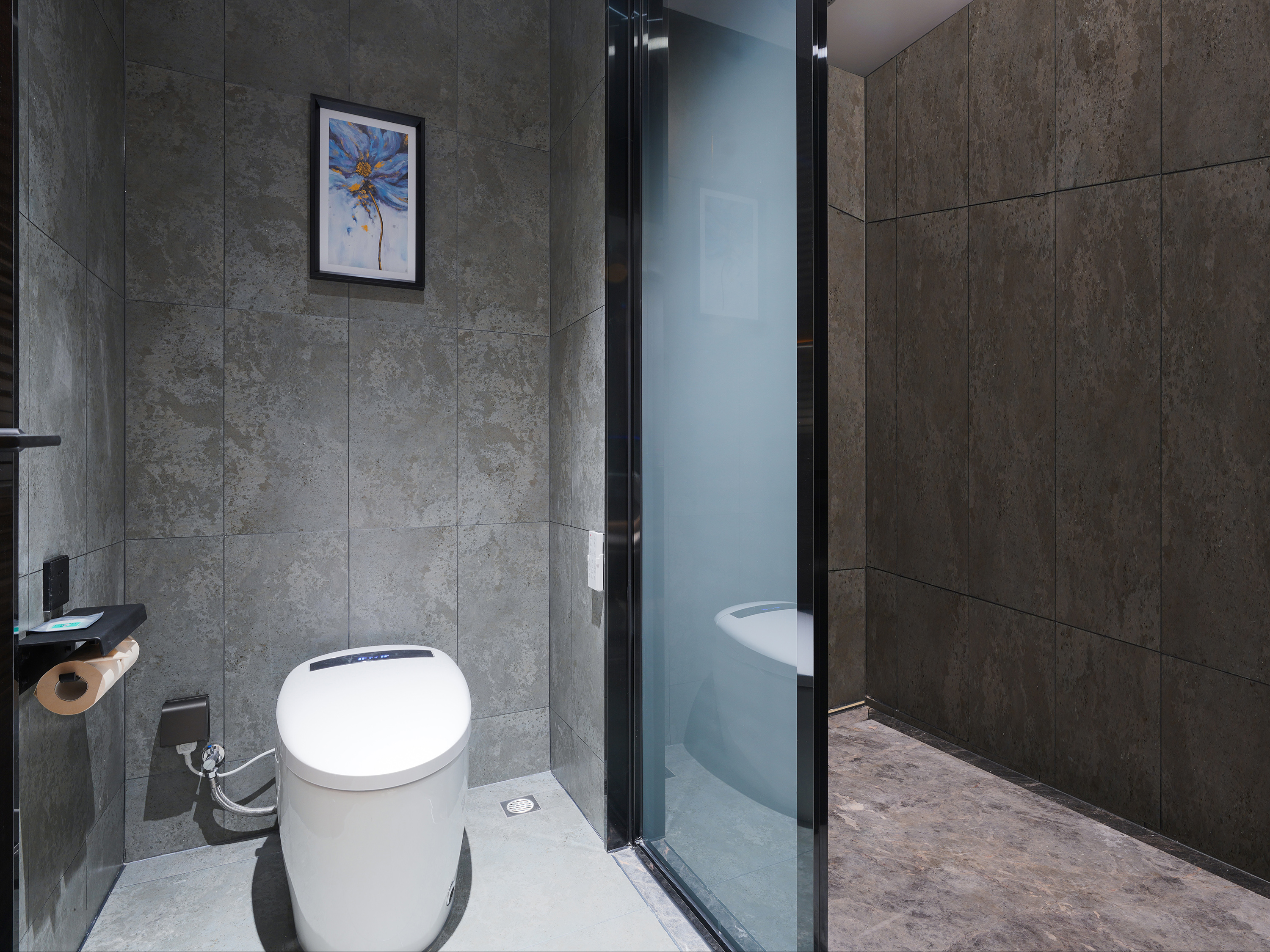 电竞单人房【RTX5060+32G+2K240HZ]+Steam特权】