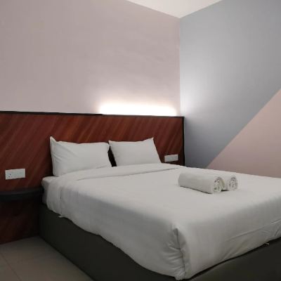 標準大床房 格達格莫寧99酒店優惠